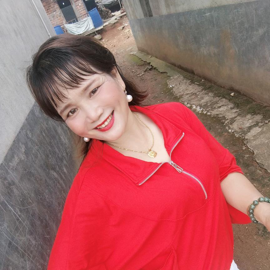 假富婆🌹🌹《感谢好友的关注）