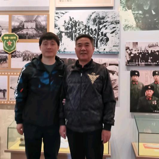 追寻英雄足迹