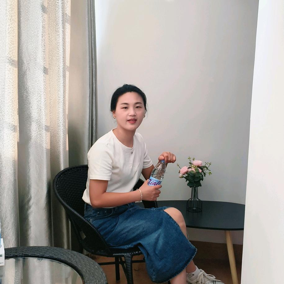 龙龙卤味❤️小罗