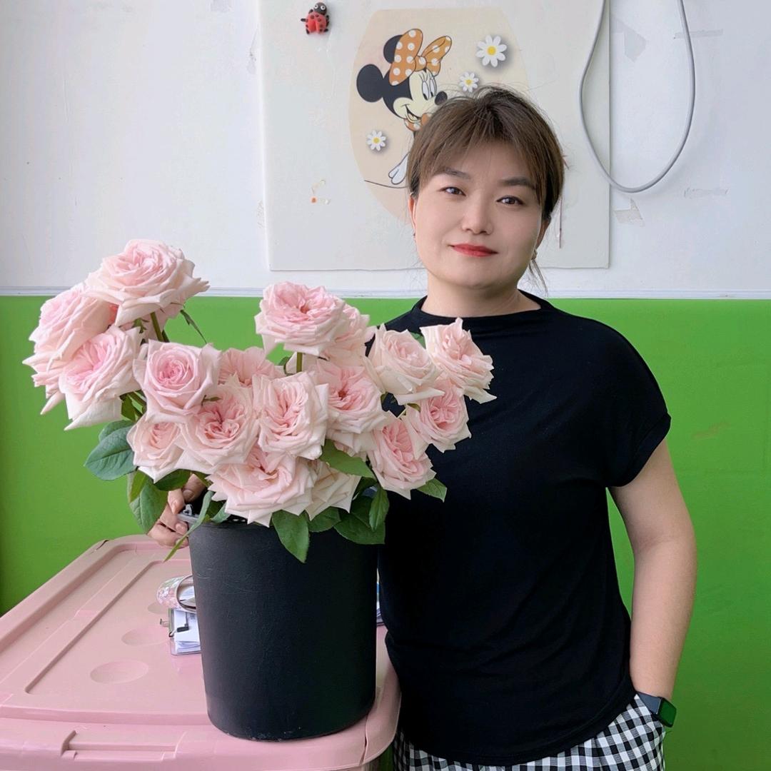 八零后的娜娜