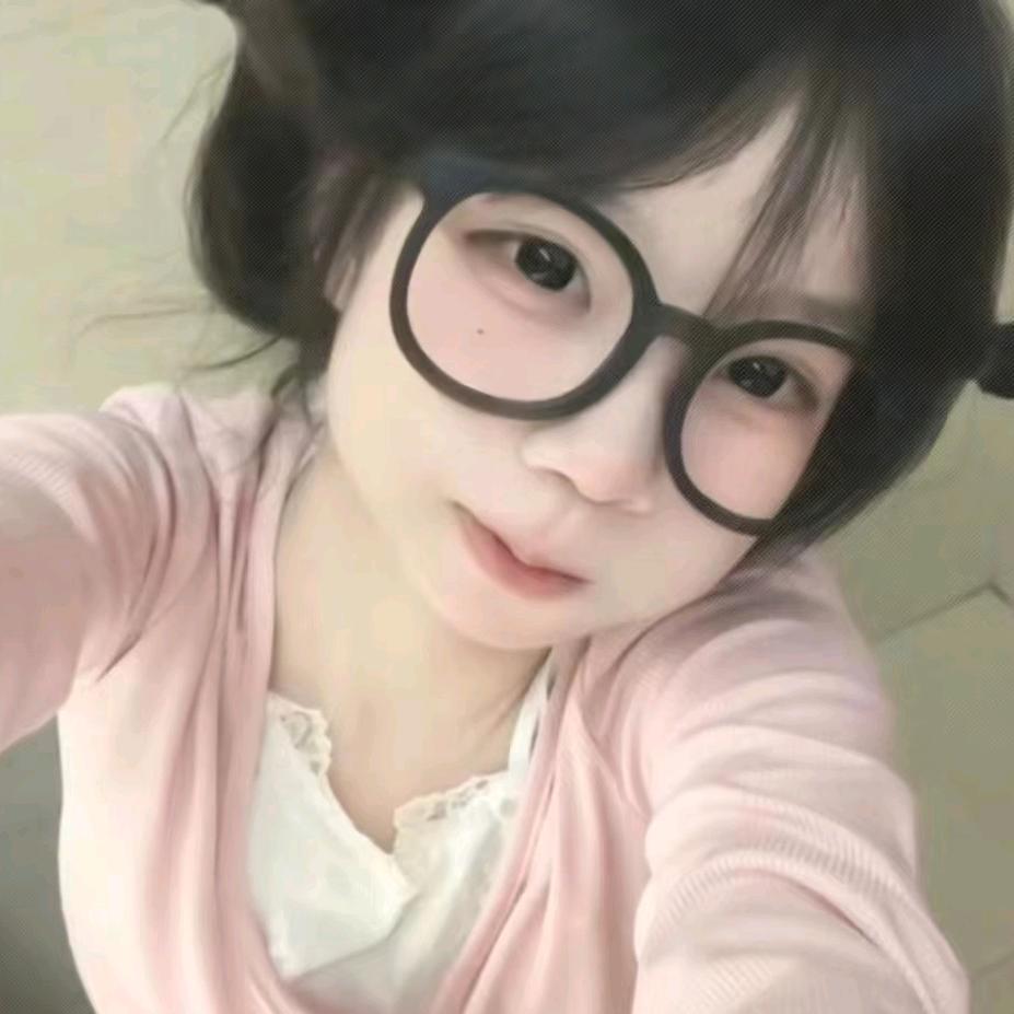 Rosy.露浔
