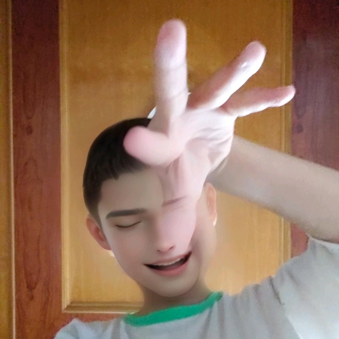 Aug代言人小周。