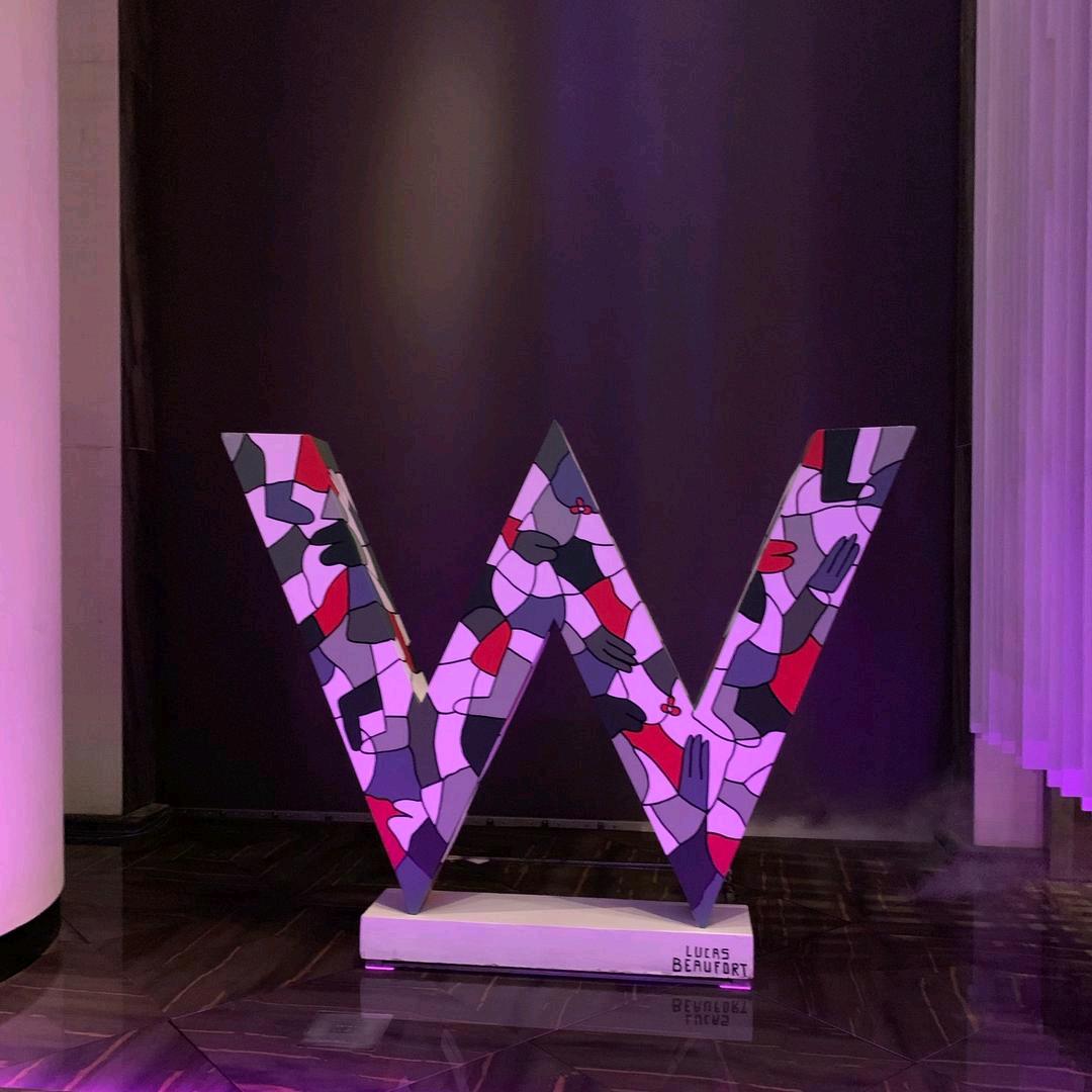 VV