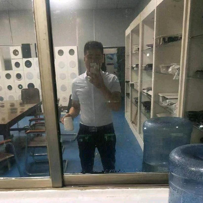 刘军