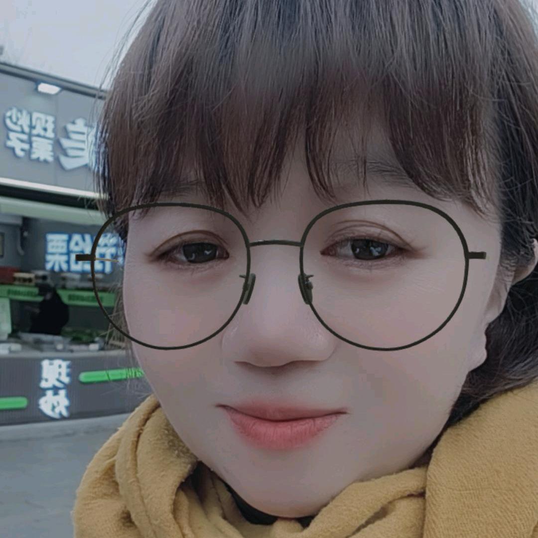 ╭(╯幸福的微笑ε╰)╮