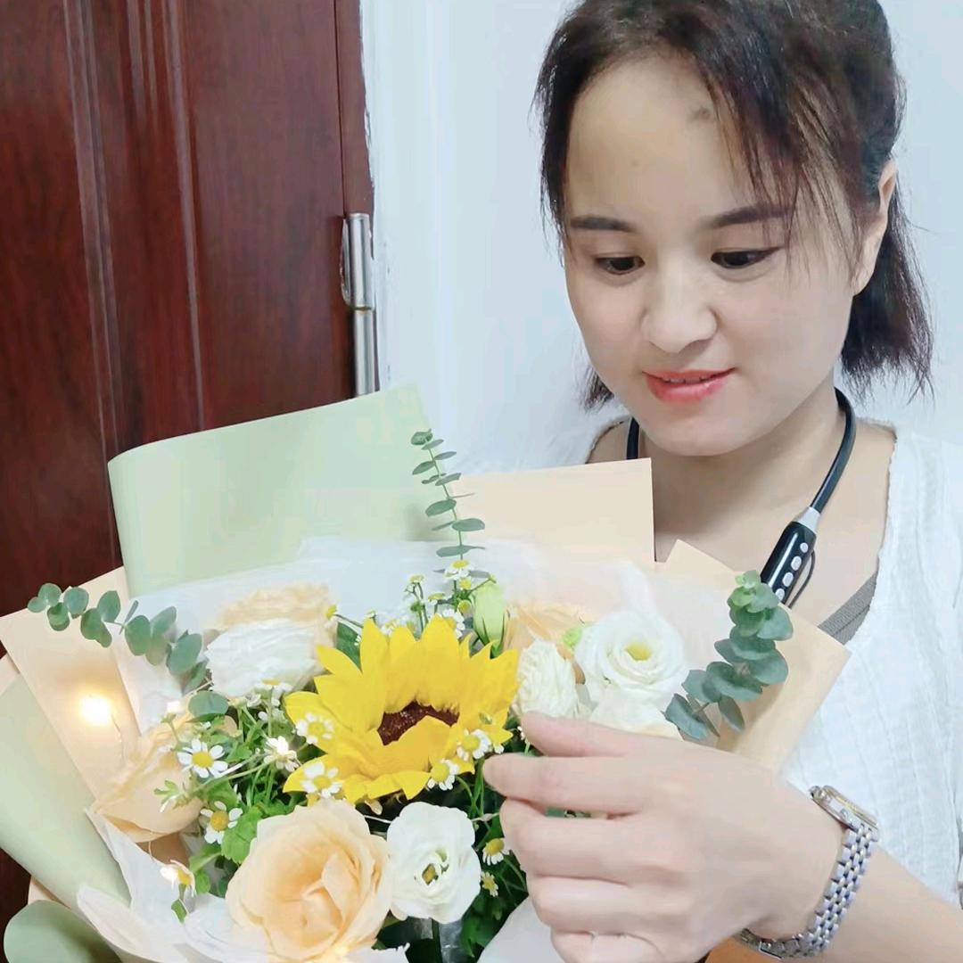 用户634687小艳子