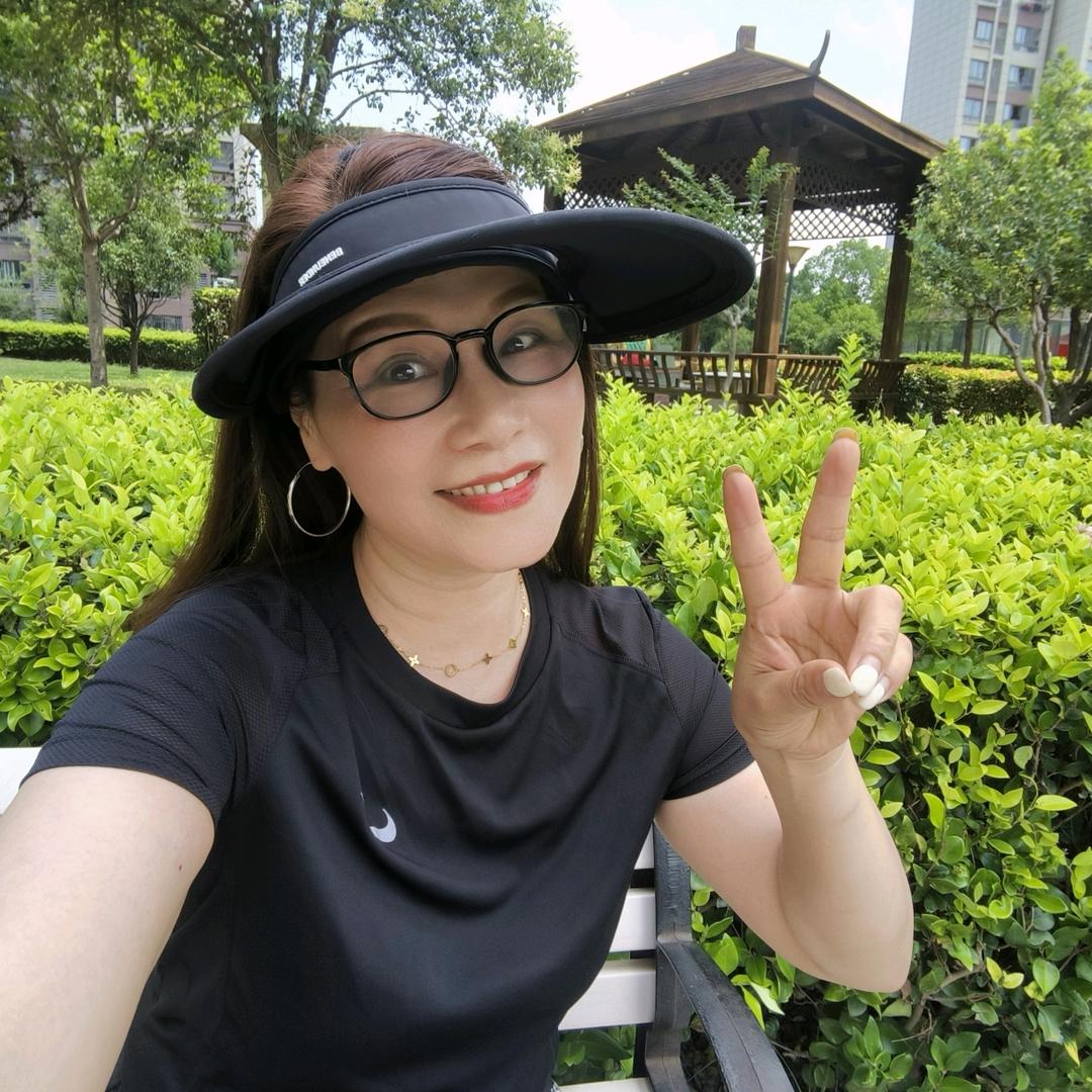 钦舞飞扬