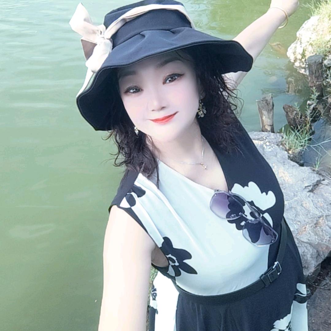 丽萨（每晚不定时开播）