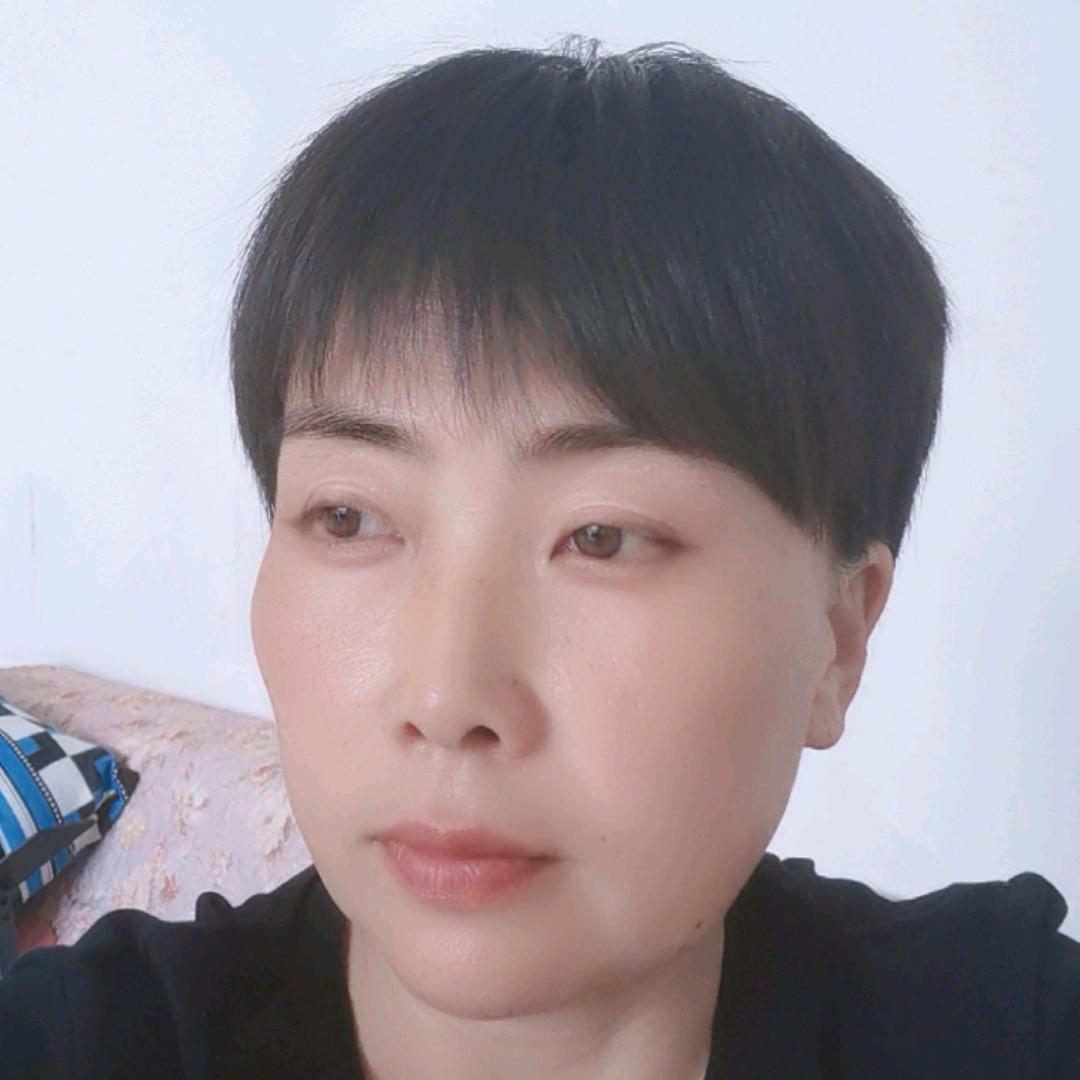 钓鱼大嫂