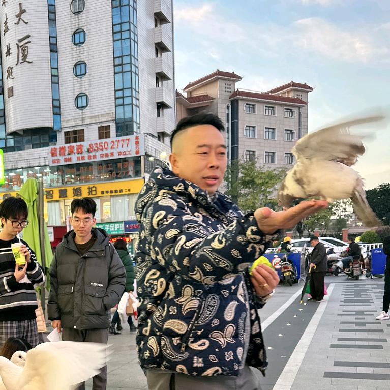 爱心午餐—阿洪哥（鸿胜人力资源）