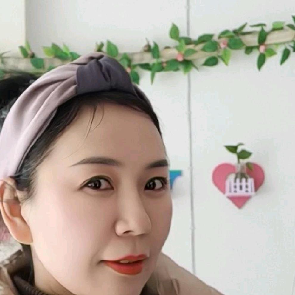 婷曼逸塑身内衣 施韵皮肤管理中心