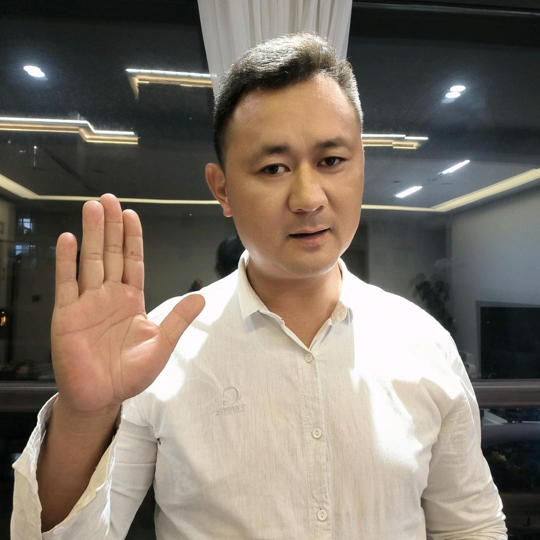 小华市集