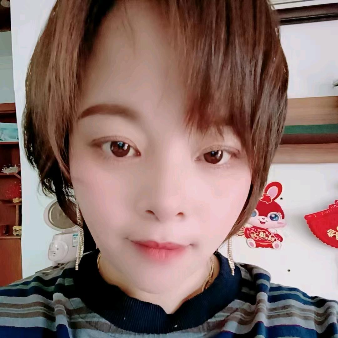 ╰💋(*°▽°小财迷*)╯💃