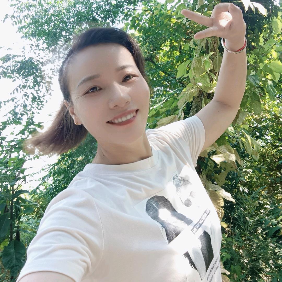 秀姐在百色西林