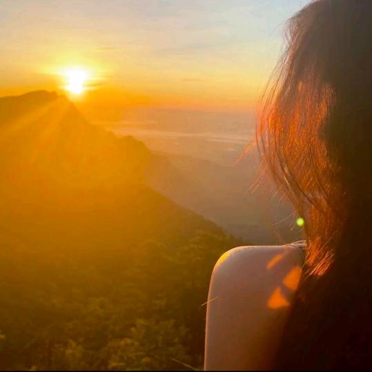 ☀