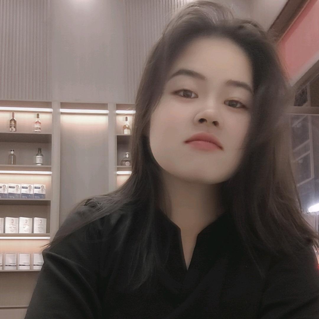 财神扶持的女孩