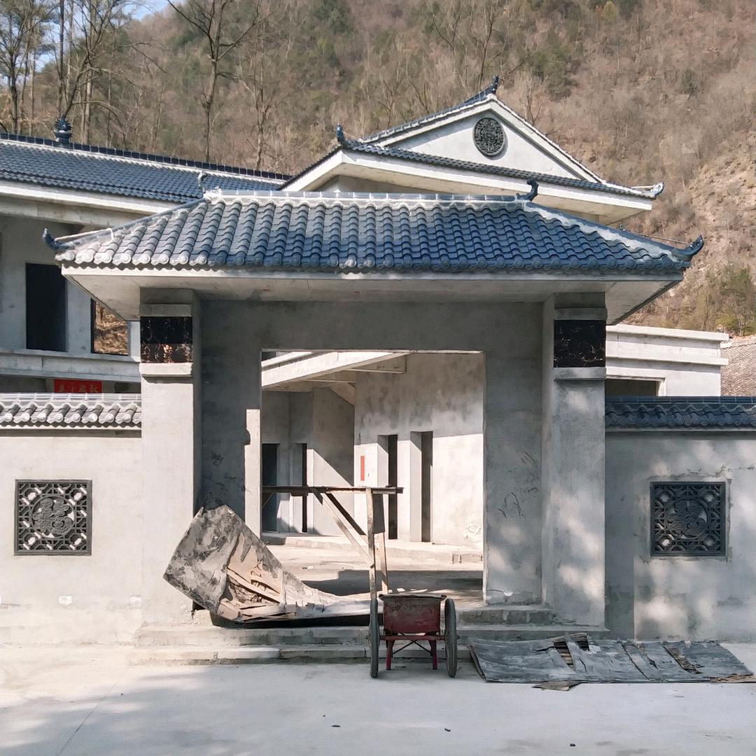 专业琉璃瓦别墅屋顶建造