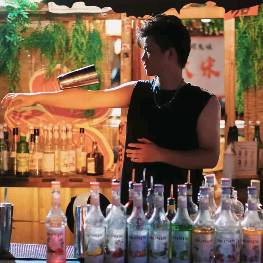 杜小妮忘川酒馆