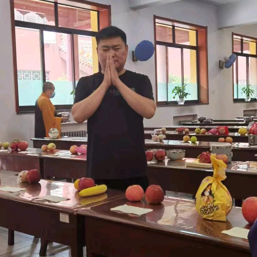 聊城大饼哥