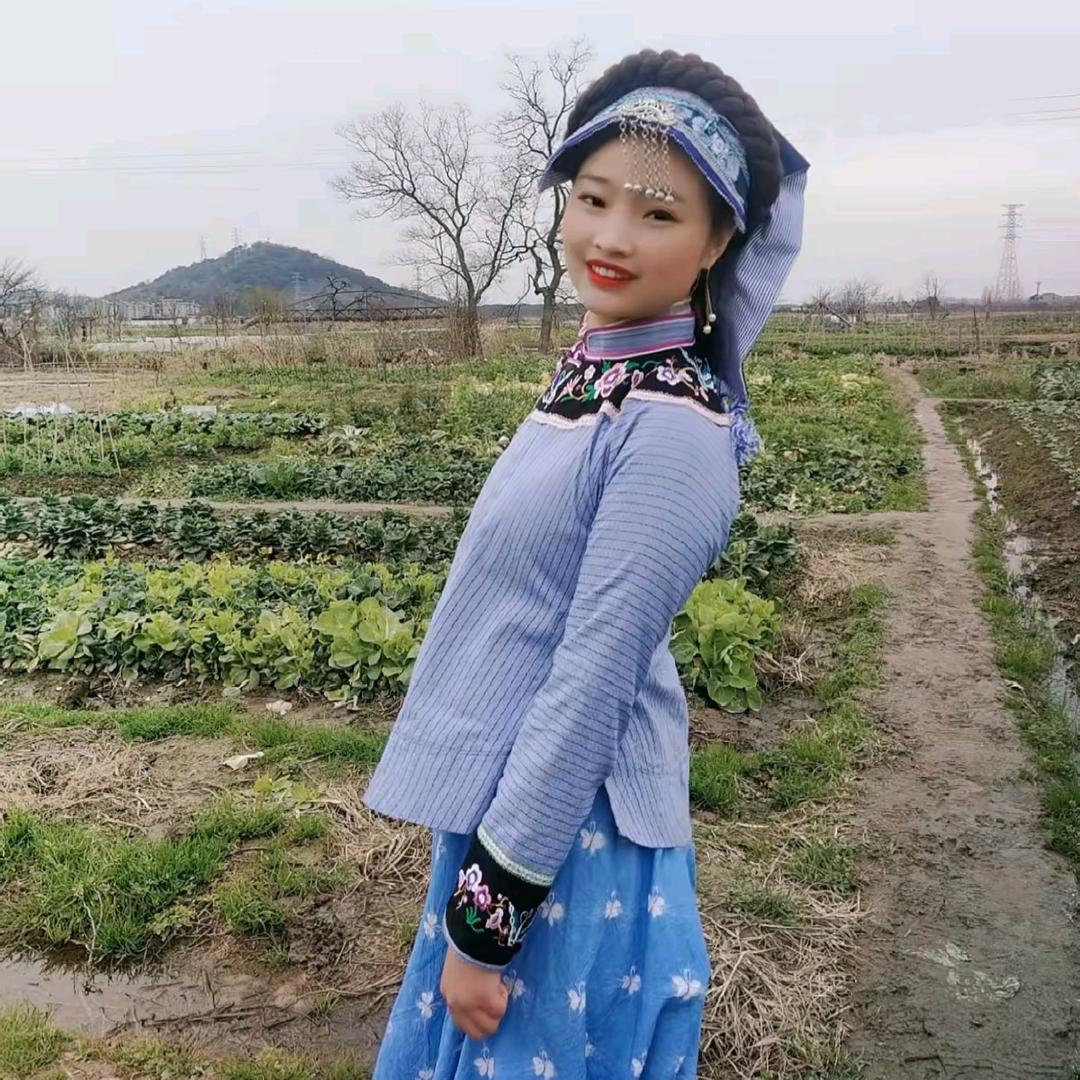 布依静静🔥
