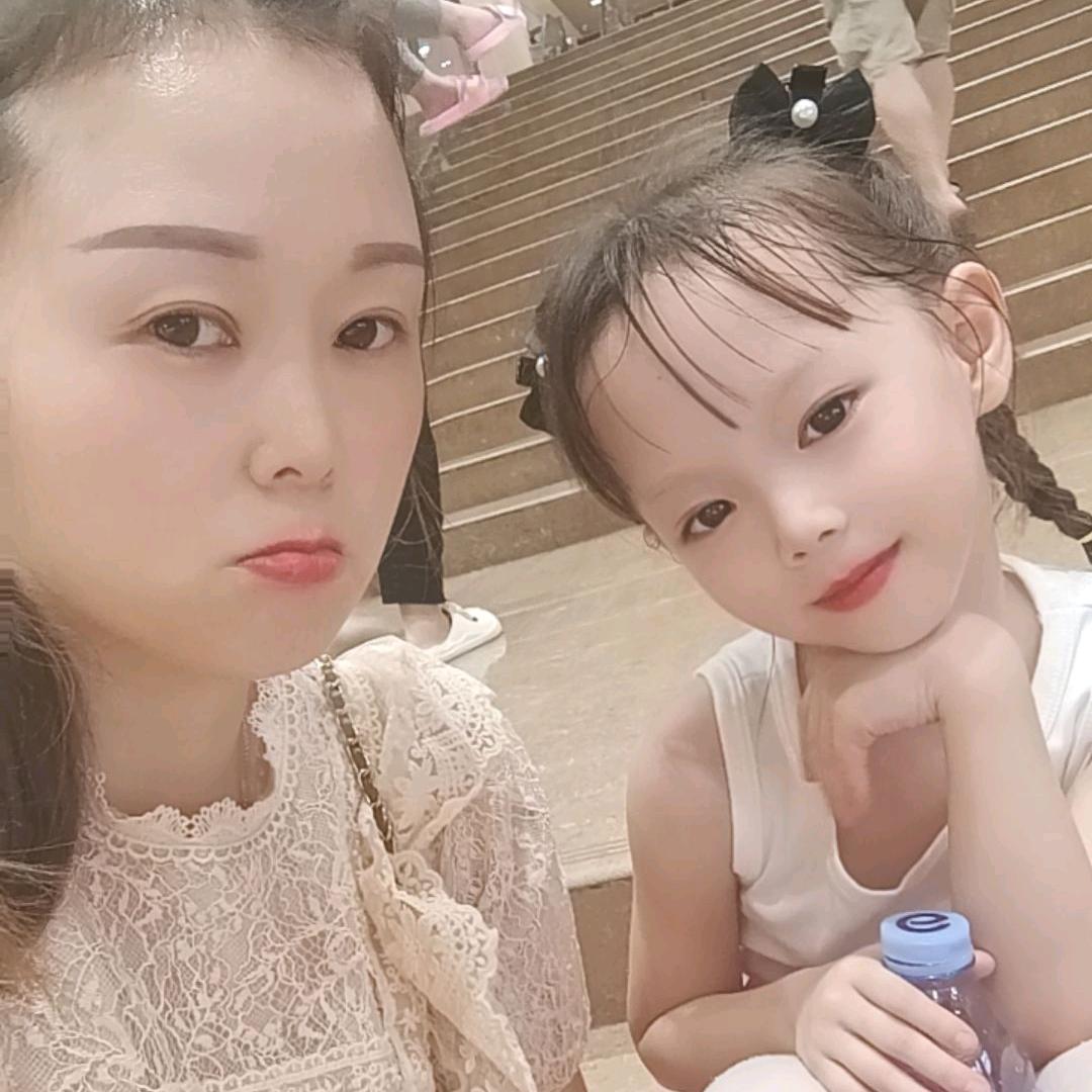 高马尾小阿姨