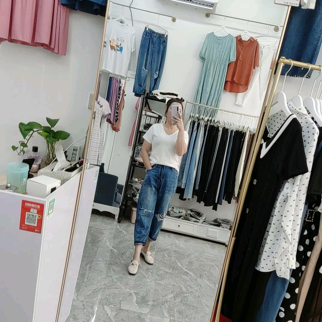 东岭艾衣阁女装