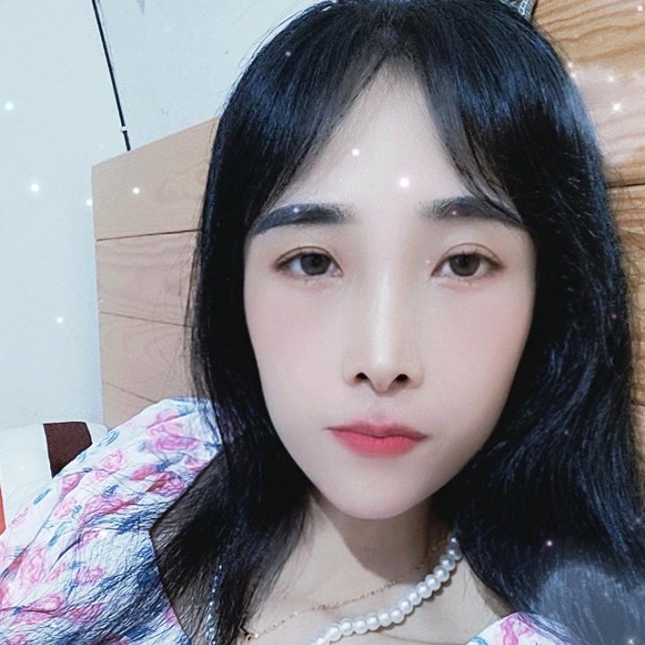 星月下的花朵