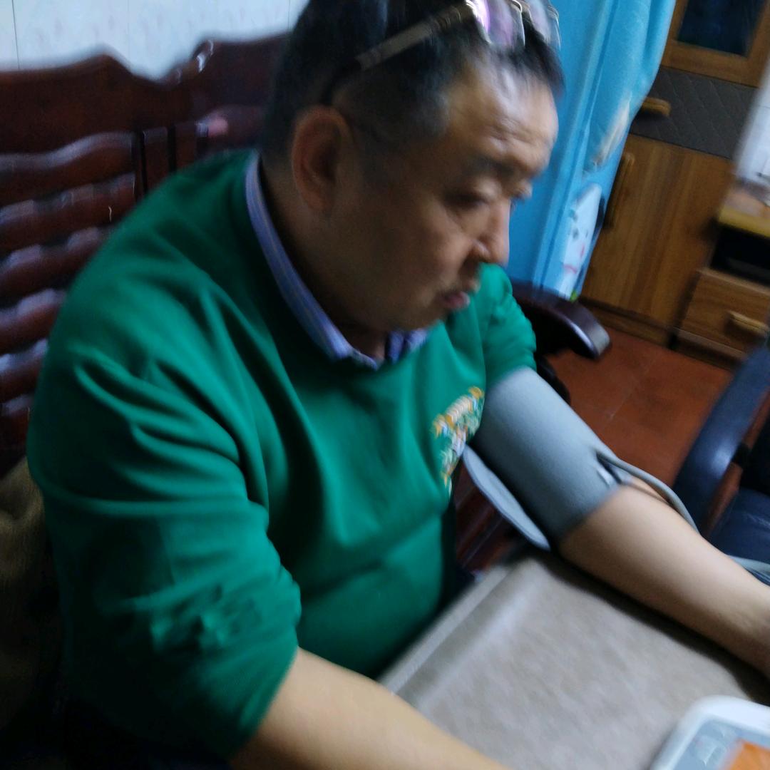 冯均伯