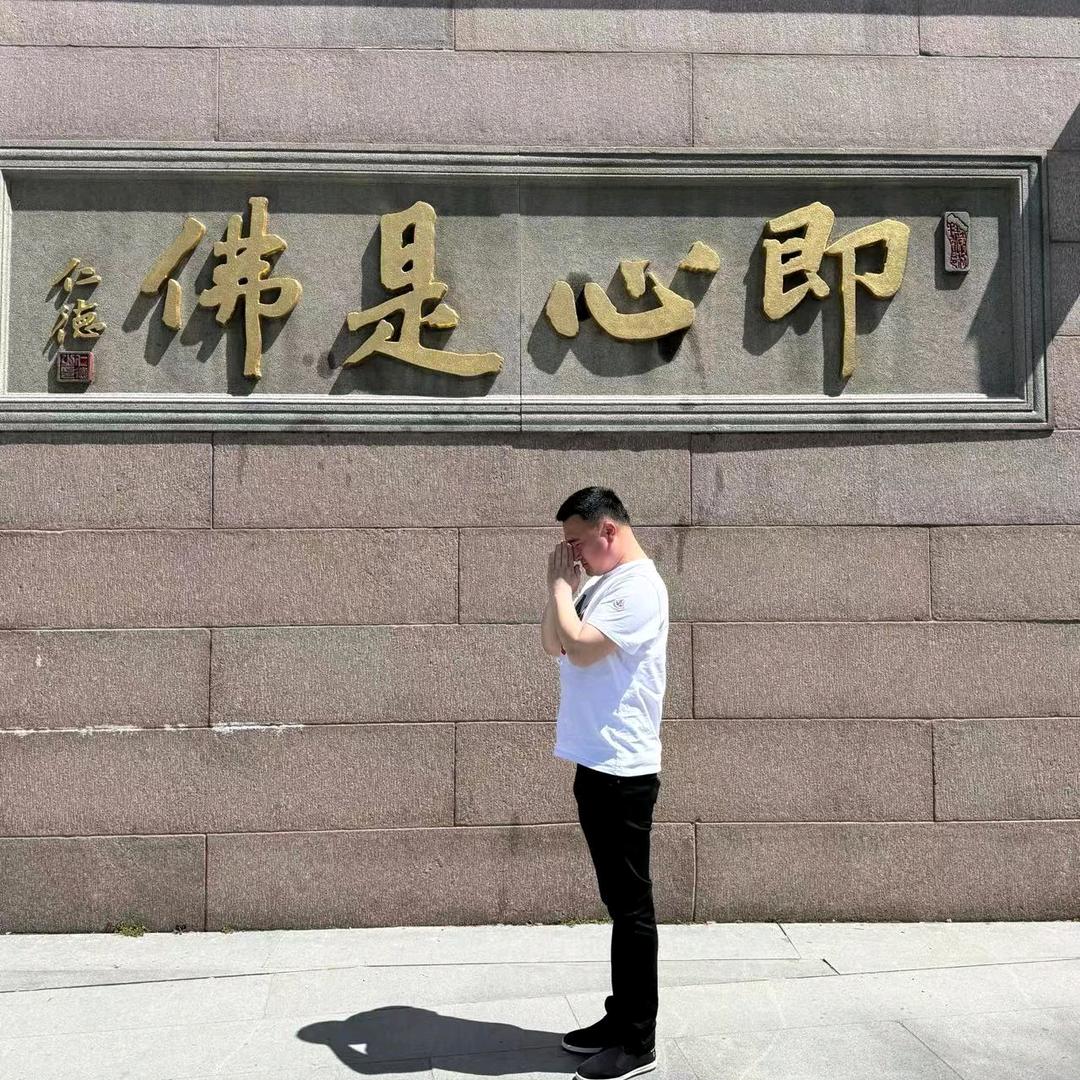 小卢