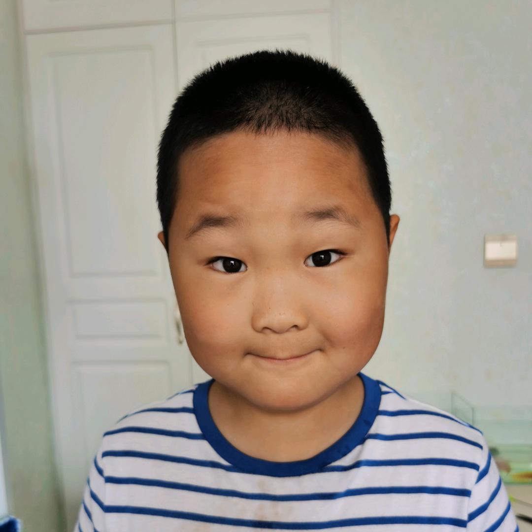 美宇嘉宸