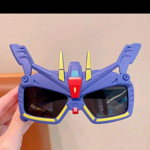 孔雀开屏你看腚