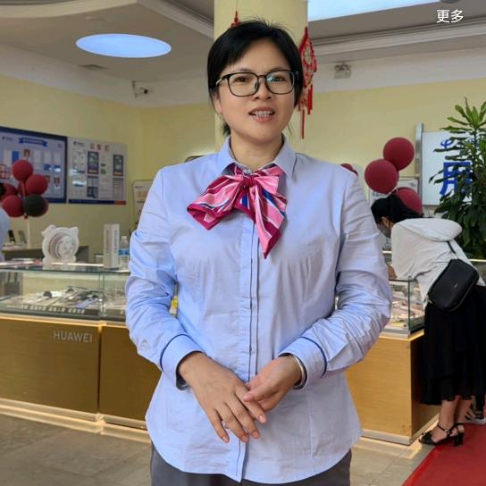富宁通信陈店长