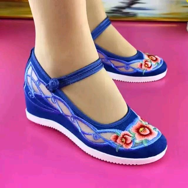红尘民族风鞋