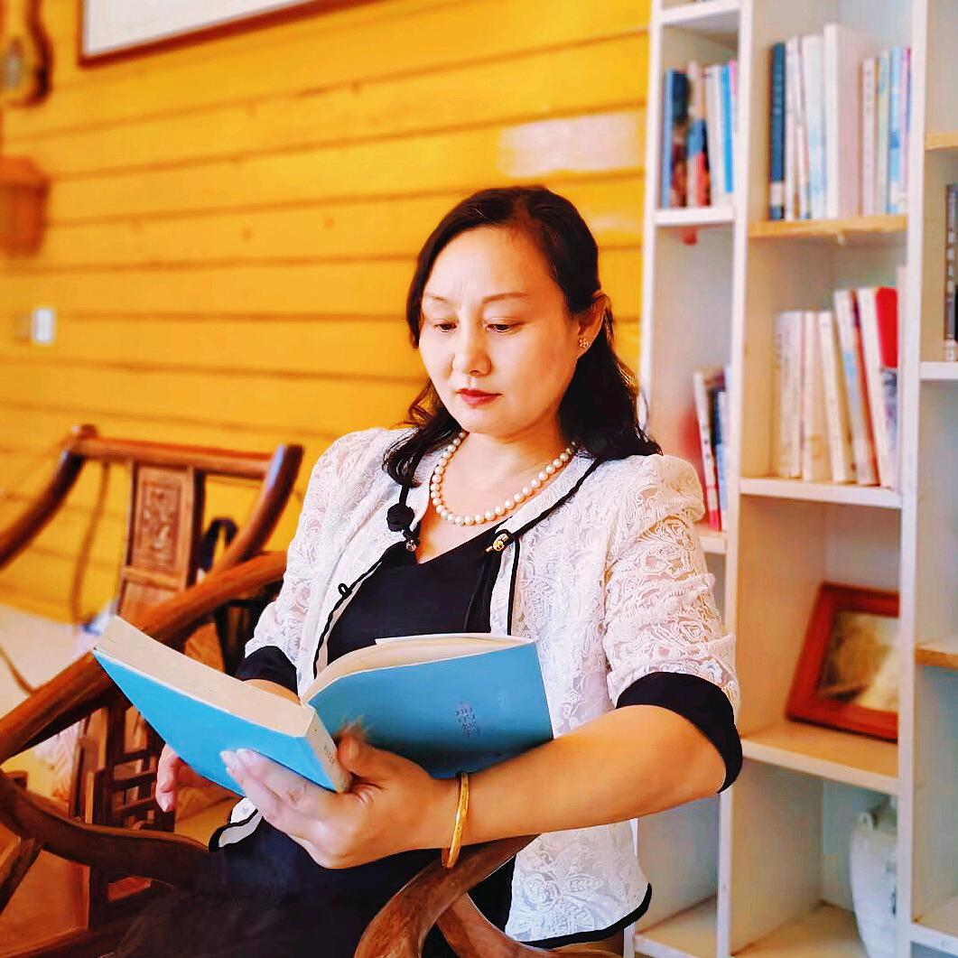 莉莉悦读（晚上8:48）