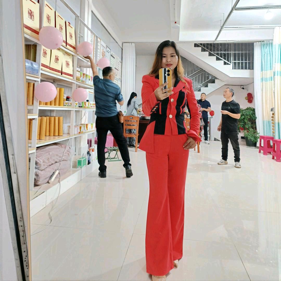 鑫语鞋服超市官方号