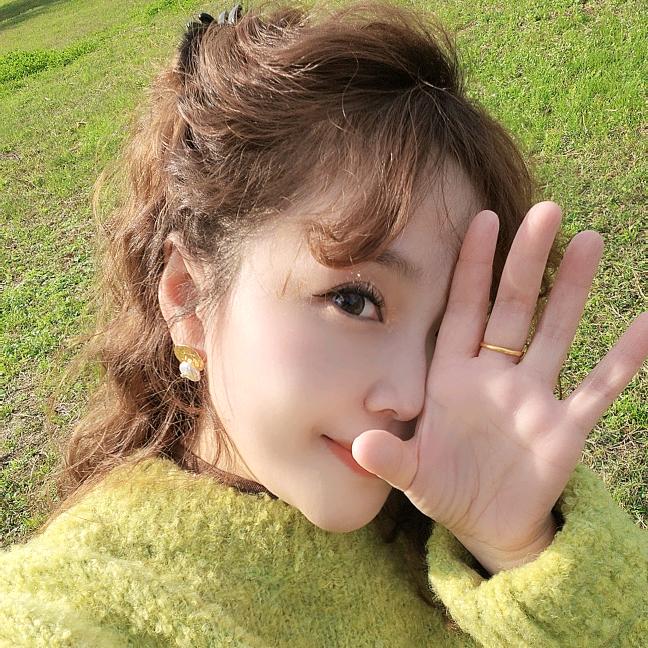 婧