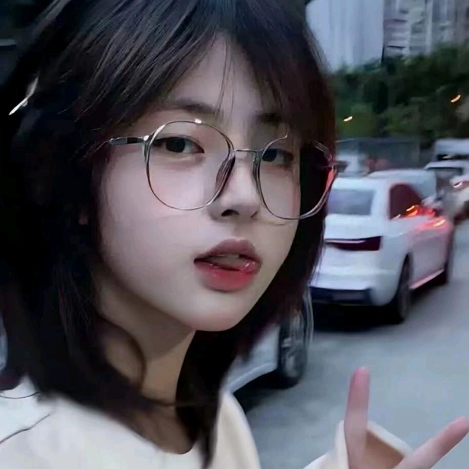 名字还在想