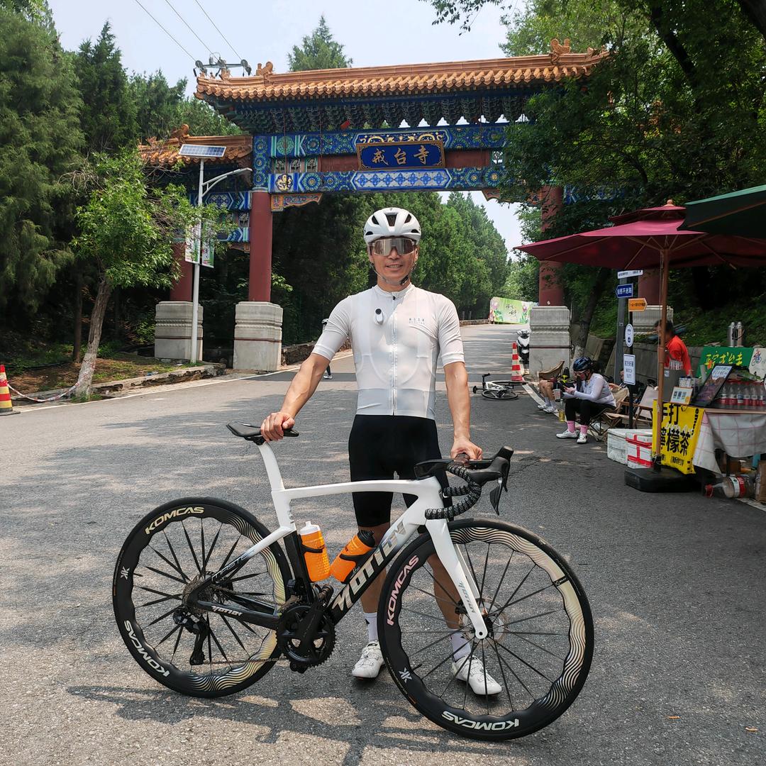 A西雅图小明哥（明月岛单双板约课）