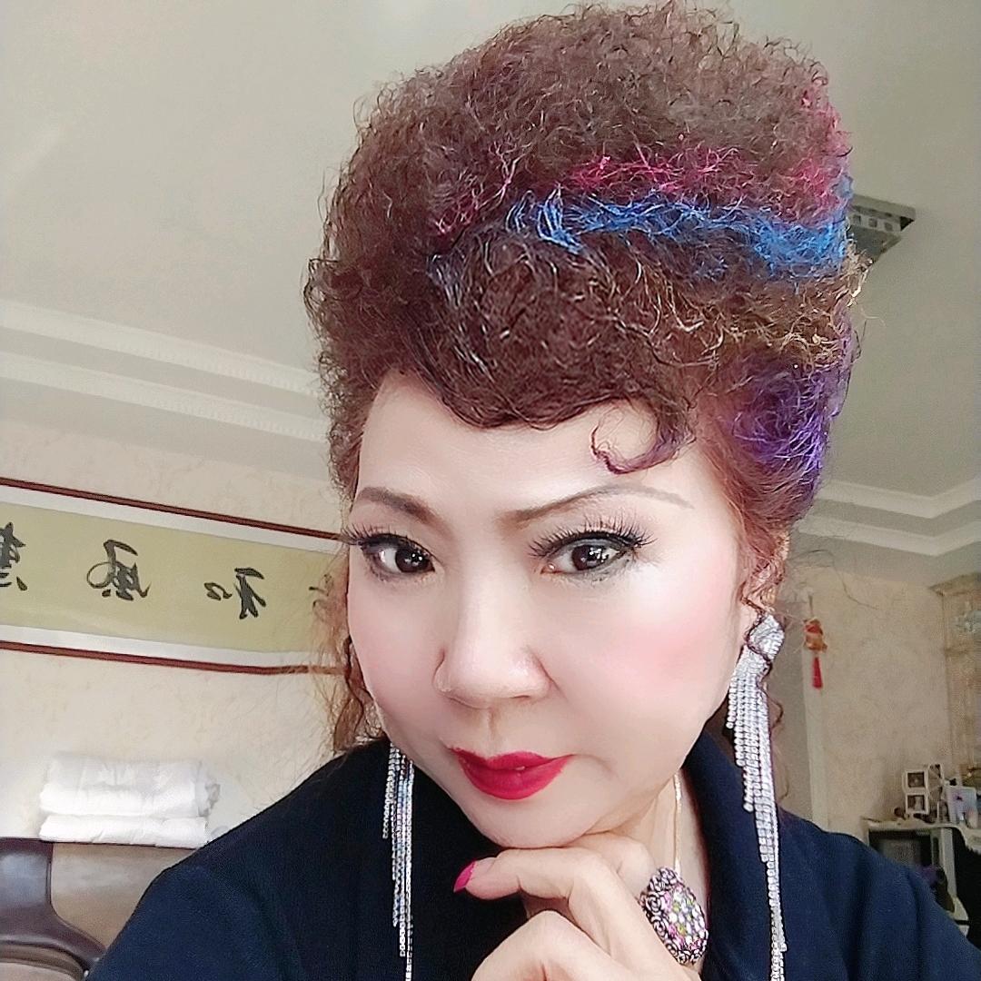 大姐大—不要和莫生人说话