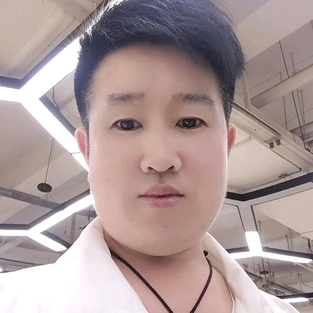 小帅哥
