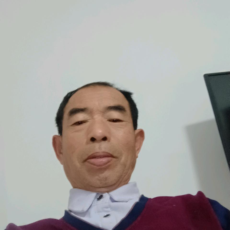 我孙子今晚上拼个积木20分钟拼成功