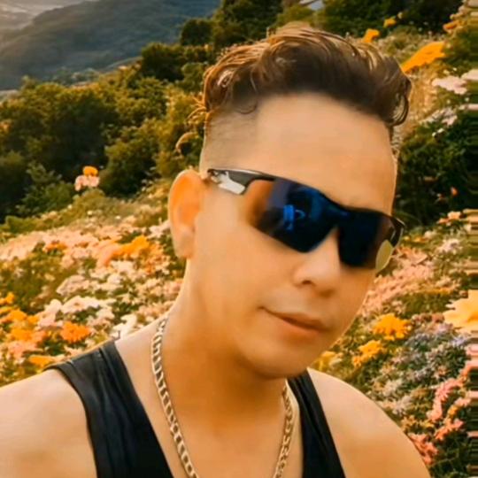 ooོꦿ小🦋ོꦿ李 🥂 歌᭄ꦿ℘