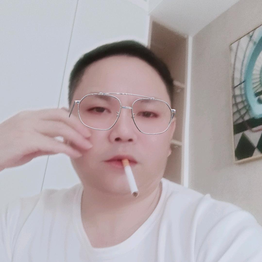 刘大少。
