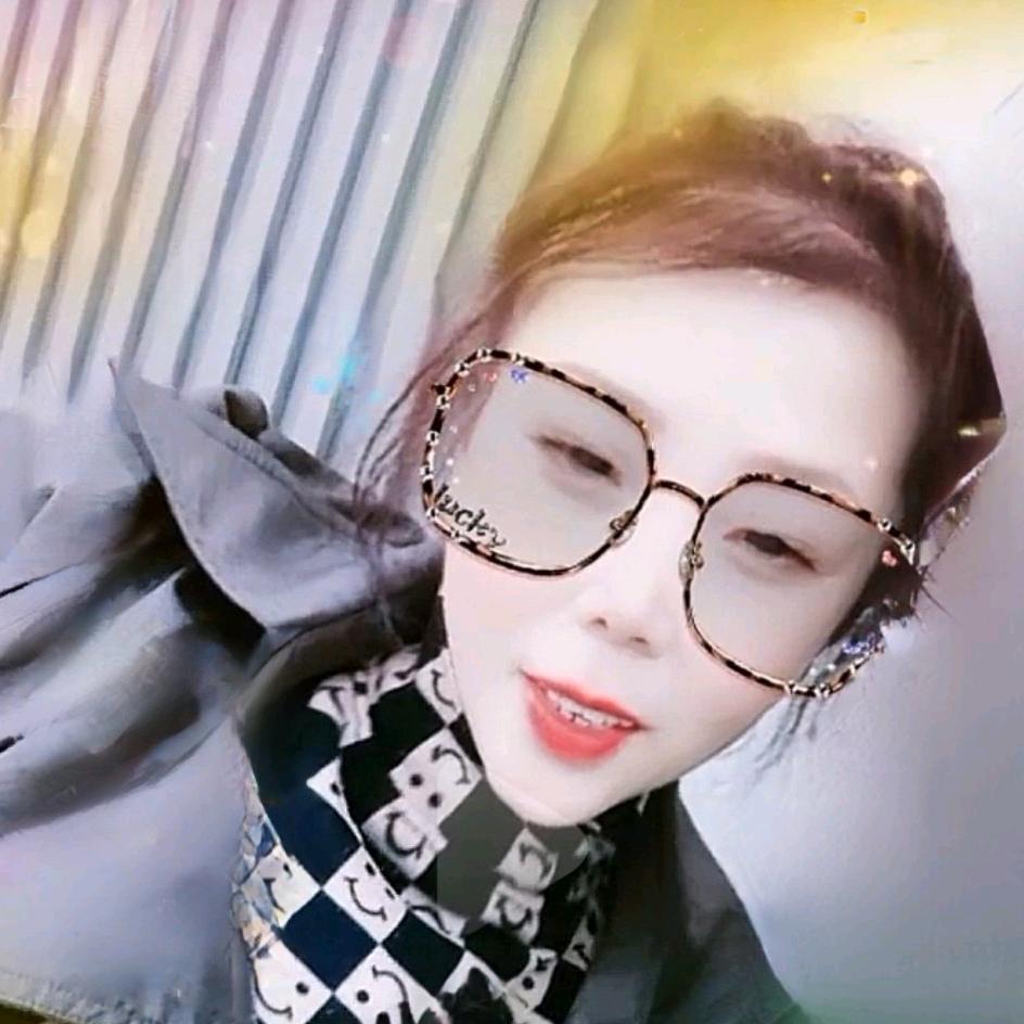 美女