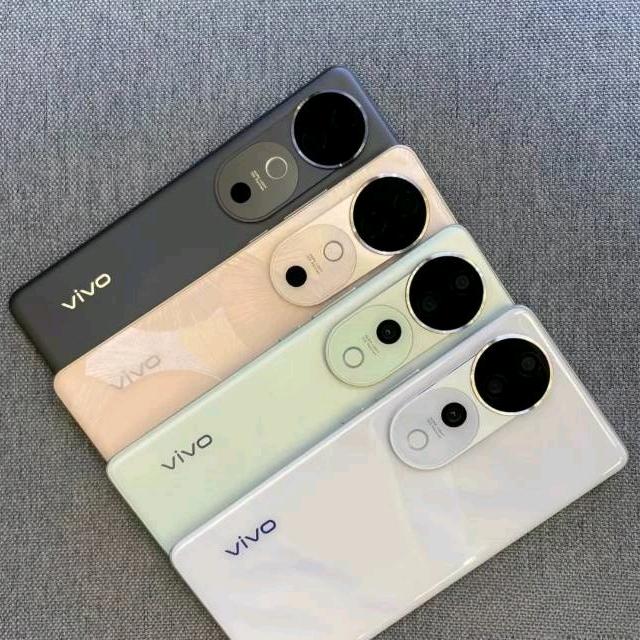 苏宁易购(盘龙奥园广场店)