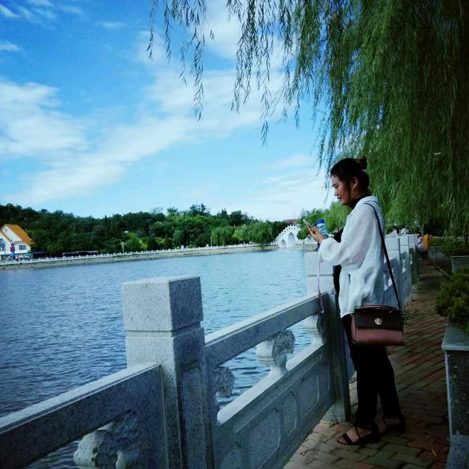 静海四党口-美美服饰女装店