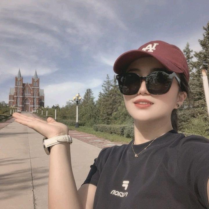 依安县双赫房产