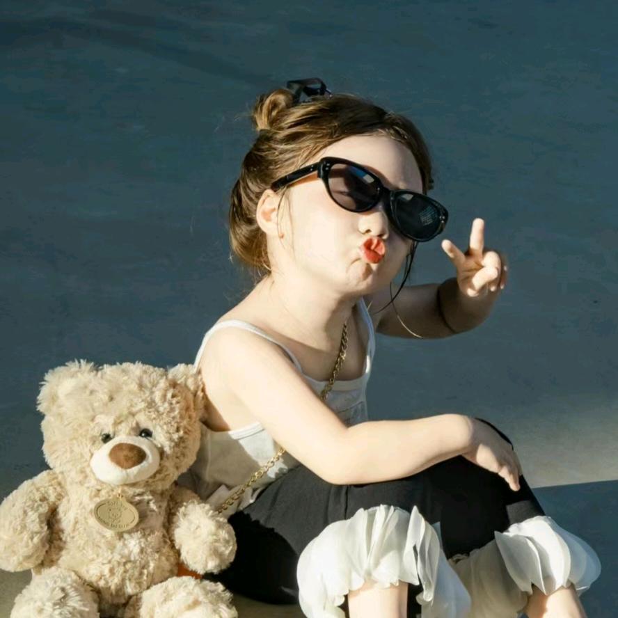 ꧁❦ 兜里✵🍡半颗糖❦꧂