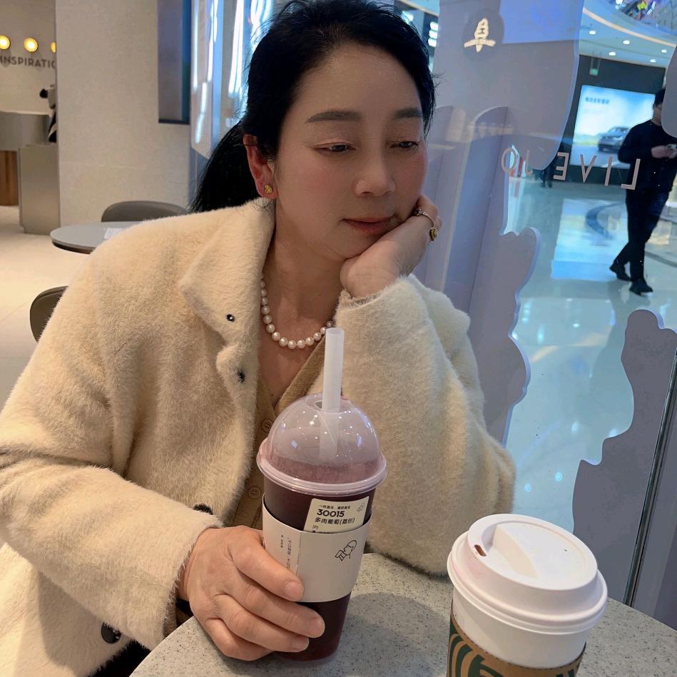 真真姐，