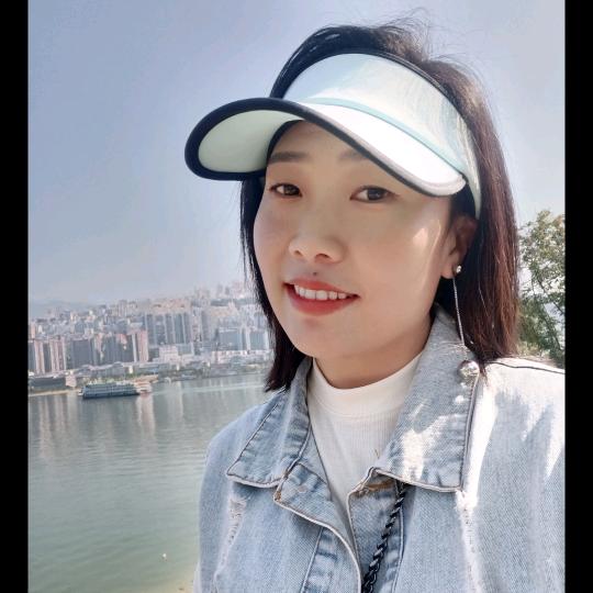 何妹子